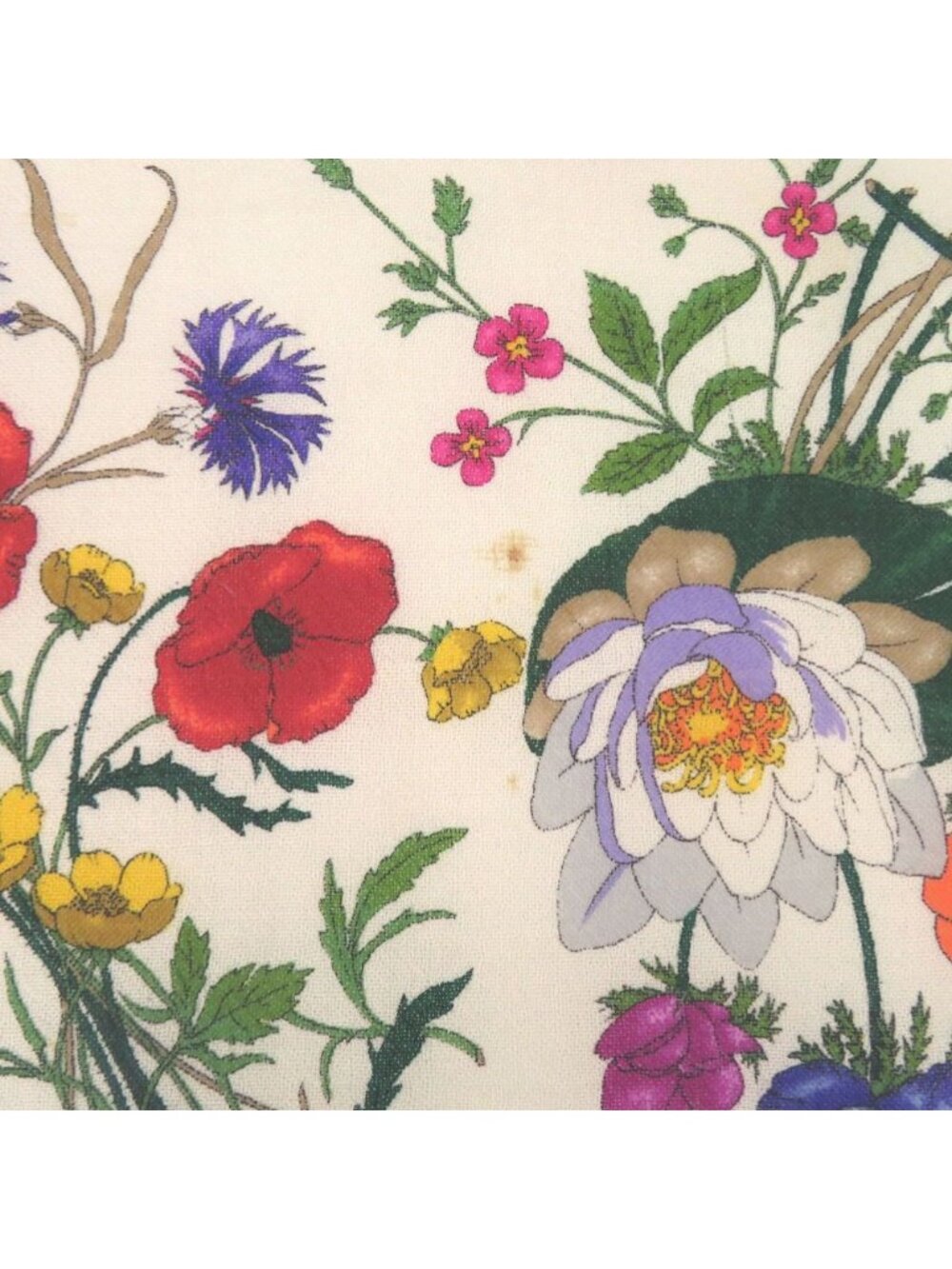 Gucci Flora Floral Shawl Wool Ivory Pink Yellow Green Purple Scarf - Picture 6 of 8
